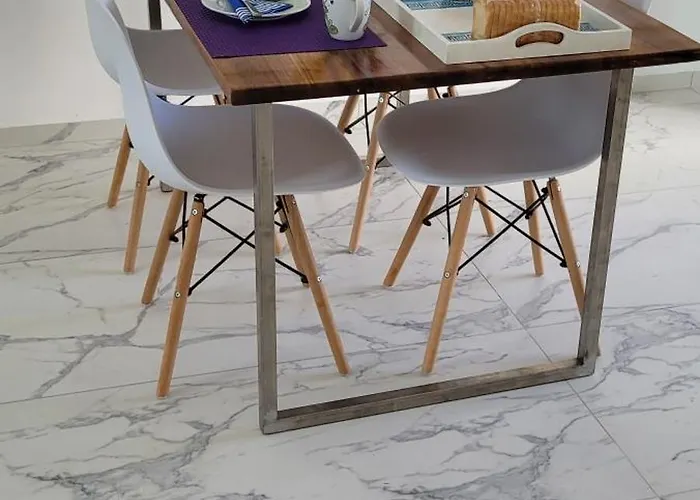 Апартаменты Naia Алинда