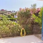 شقة Naia